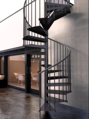 Escalera de caracol exterior en color negro, diseño moderno con estructura metálica resistente, ideal para accesos en viviendas contemporáneas.